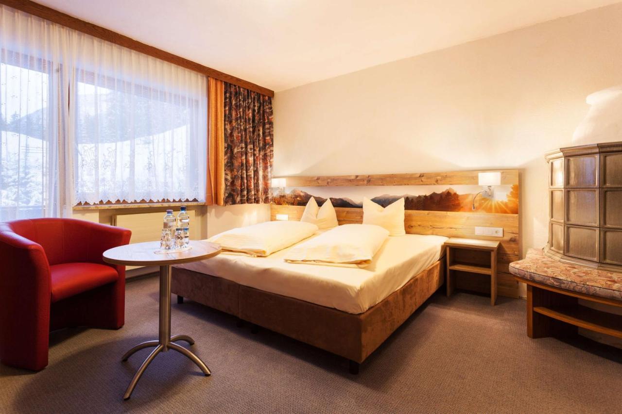 Hotel Talhof Garni&More In Waengle Bei ロイテ エクステリア 写真