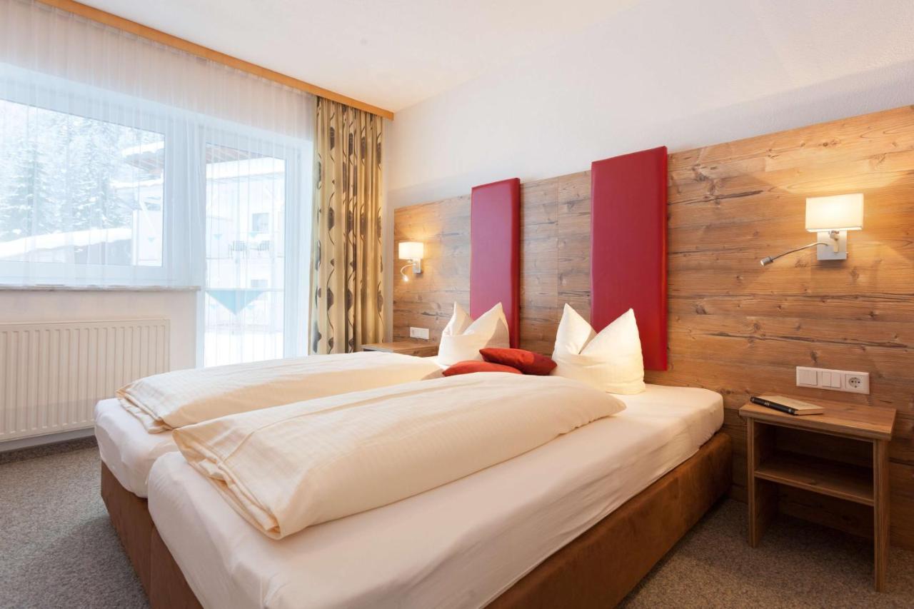Hotel Talhof Garni&More In Waengle Bei ロイテ エクステリア 写真