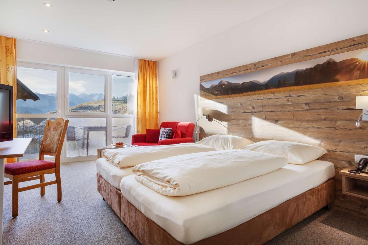 Hotel Talhof Garni&More In Waengle Bei ロイテ エクステリア 写真