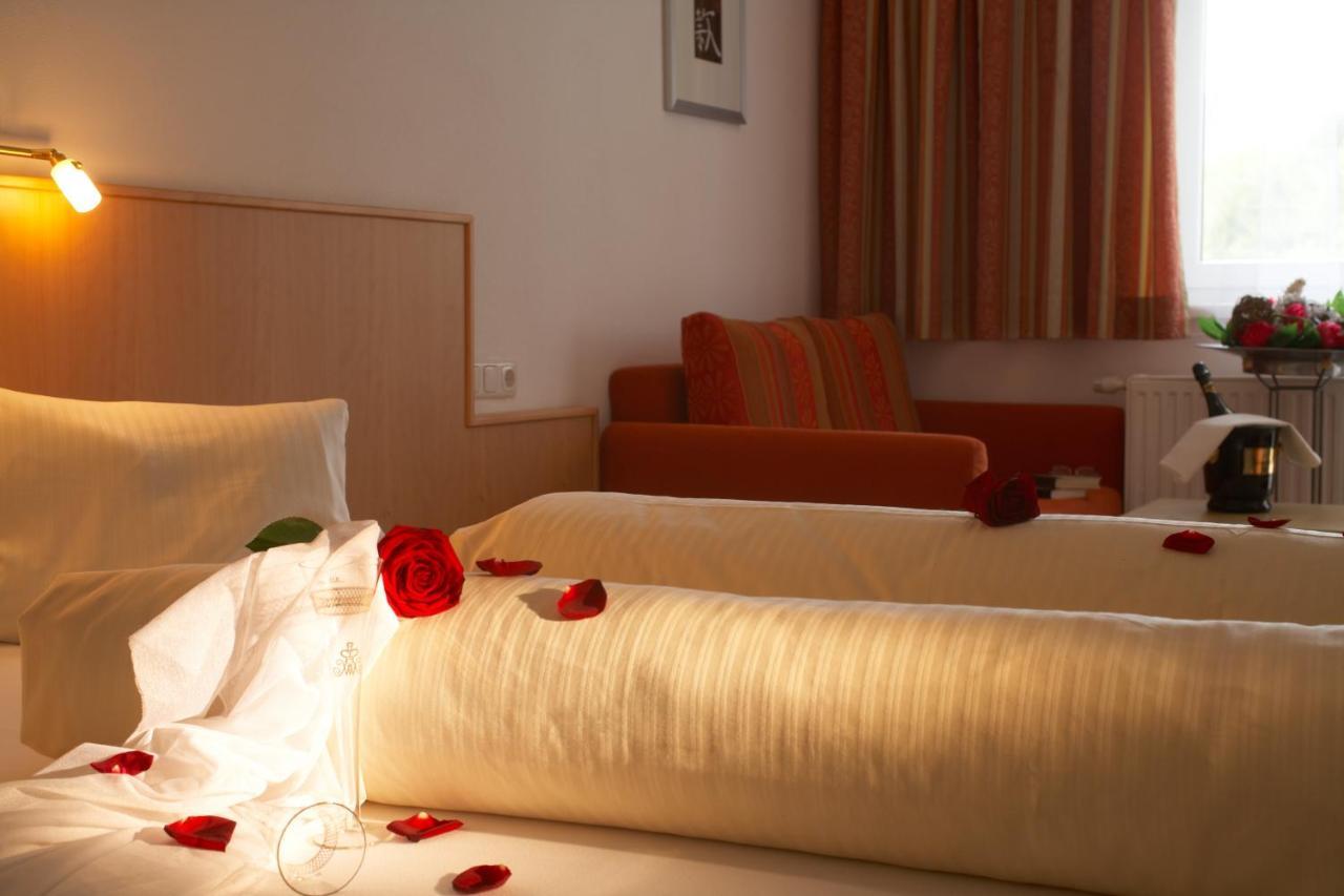 Hotel Talhof Garni&More In Waengle Bei ロイテ エクステリア 写真