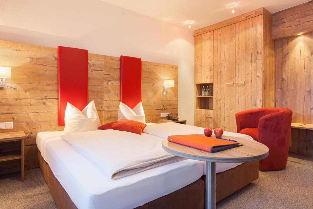 Hotel Talhof Garni&More In Waengle Bei ロイテ 部屋 写真